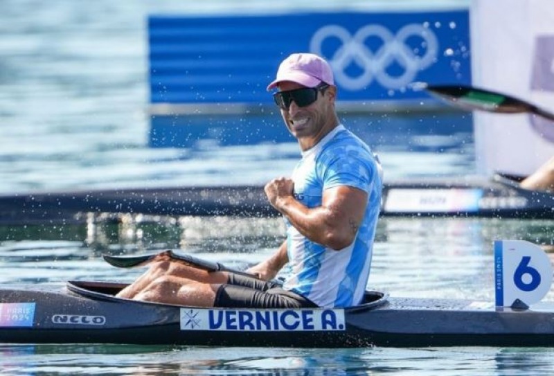 Olavarra le da la bienvenida a Agustn Vernice
